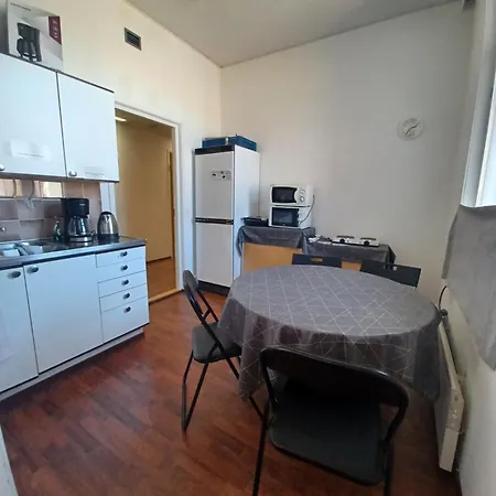 Toimisto-majoitus C Apartamento *