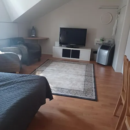 Apartamento Toimisto-majoitus C